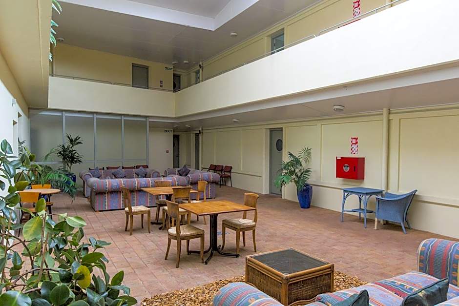 Asure Fernhill Motor Lodge