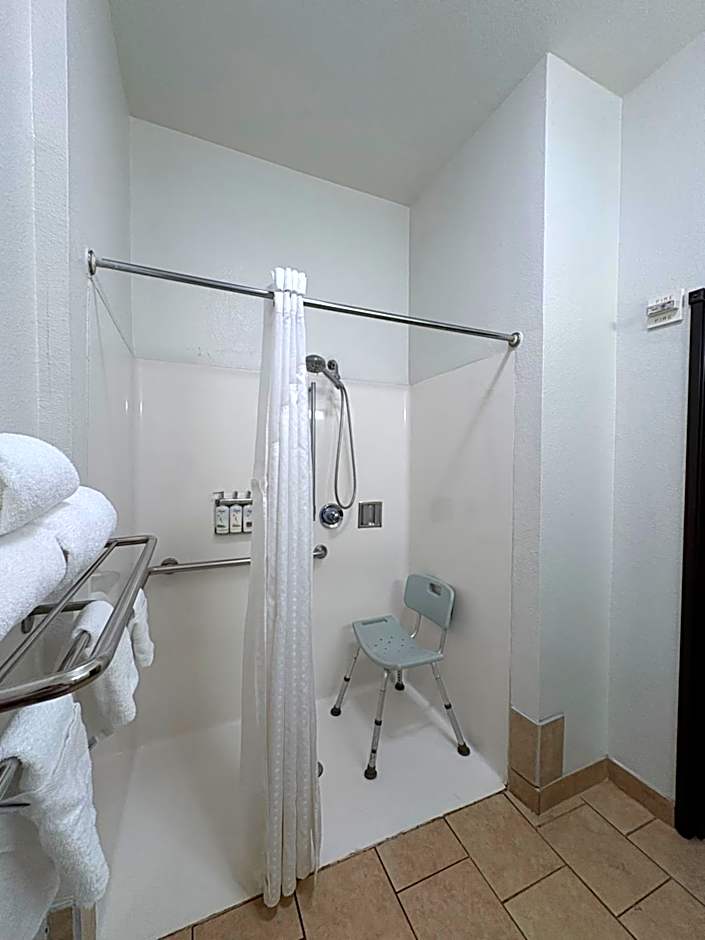 Country Inn & Suites by Radisson, Terrell