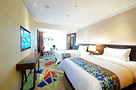 WH - Deluxe Room Twin