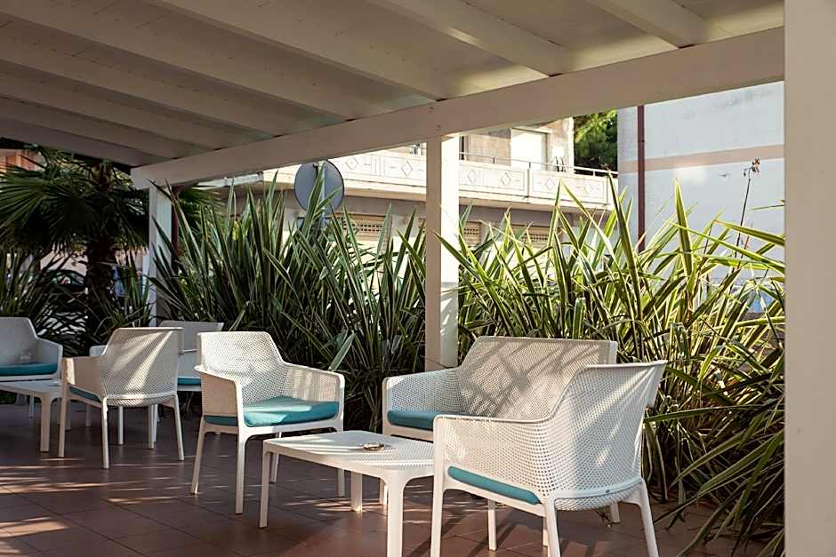 Adria Beach Hotel