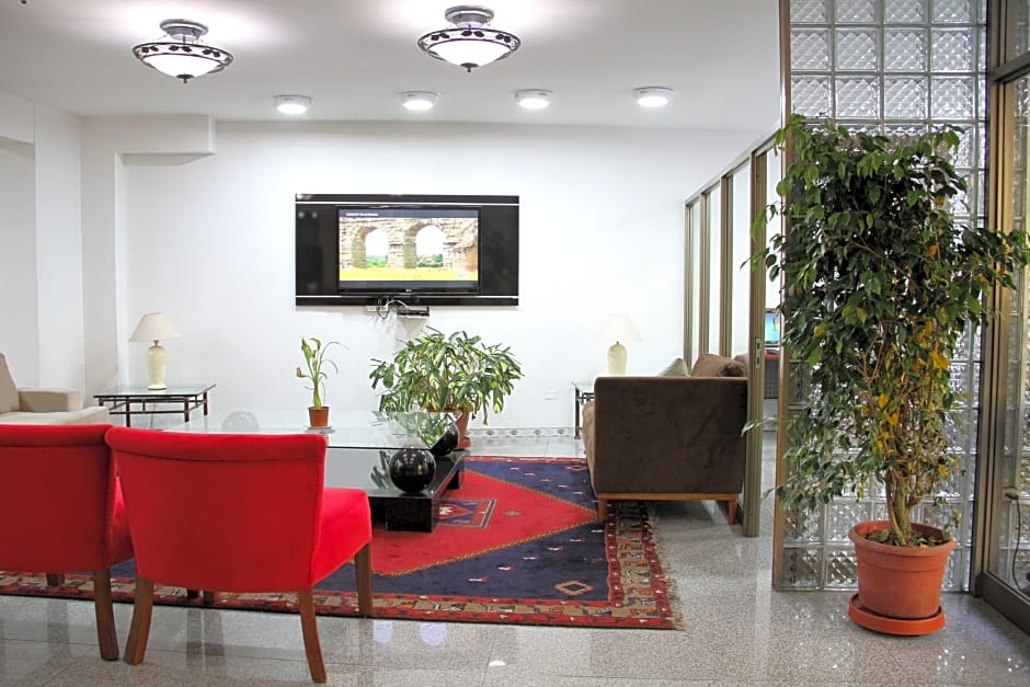 Hotel Windsor Suites