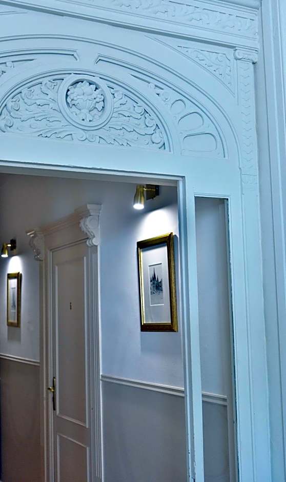 Mihlton Barcelona Boutique B&B