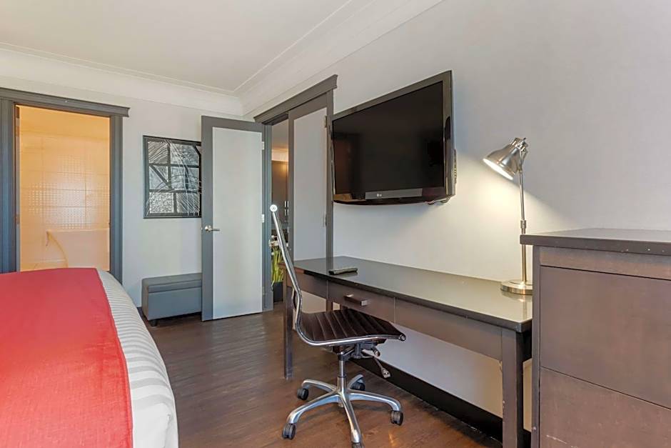 Best Western Village Park Inn