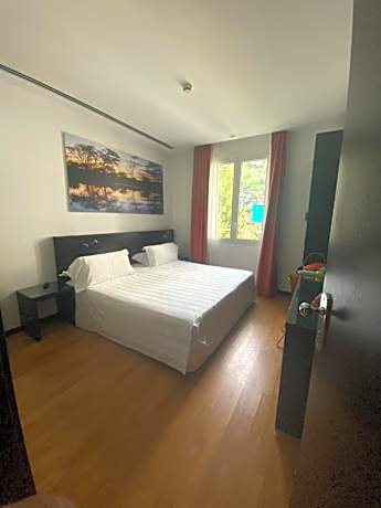 Superior Double Room with Queen size bed