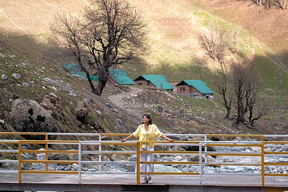 Country Inn & Suites by Radisson, Sonamarg