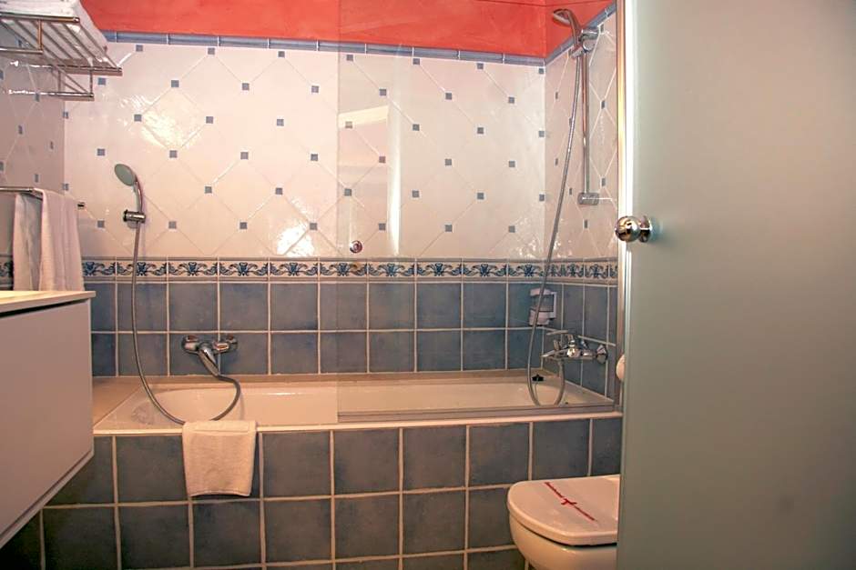 Royal Son Bou Family Club