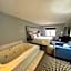 AmericInn by Wyndham Reedsburg