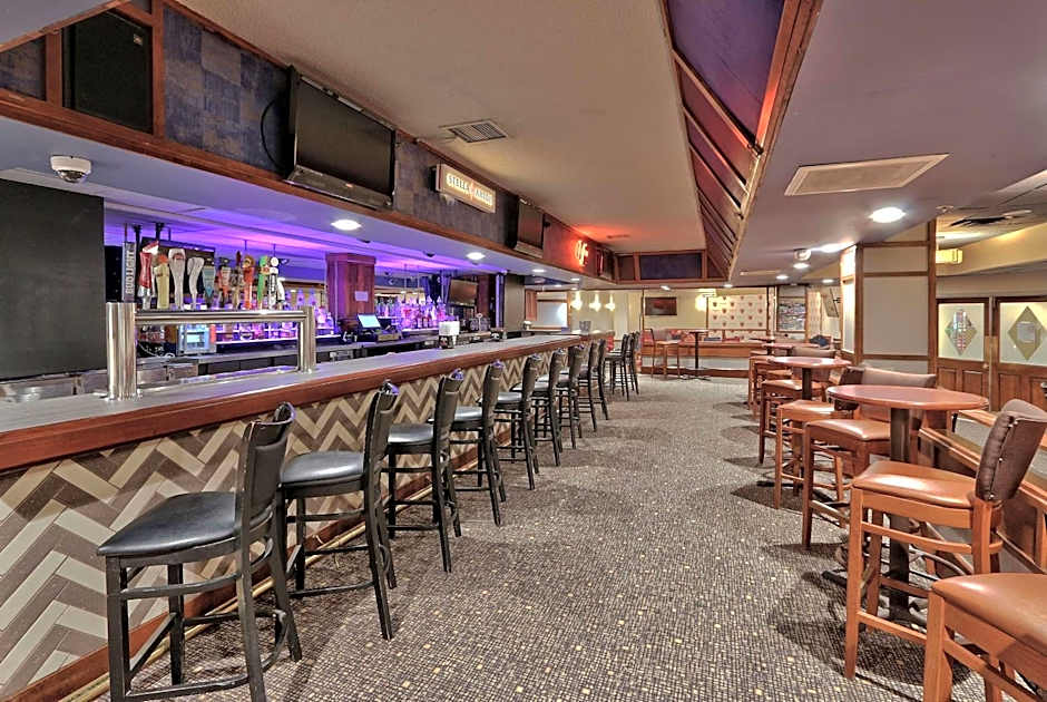 Ramada by Wyndham Albuquerque Midtown