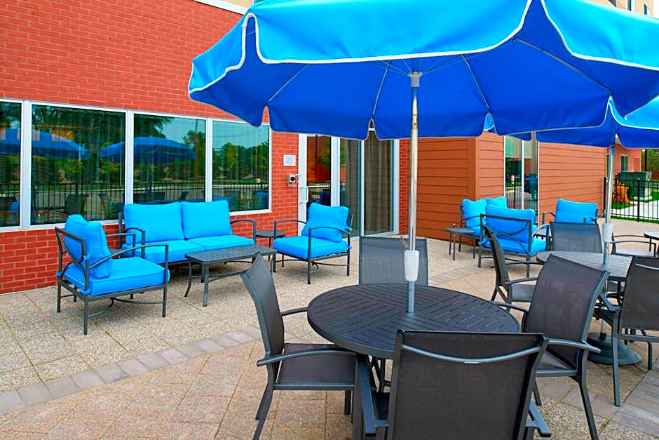 Fairfield Inn & Suites by Marriott Detroit Troy