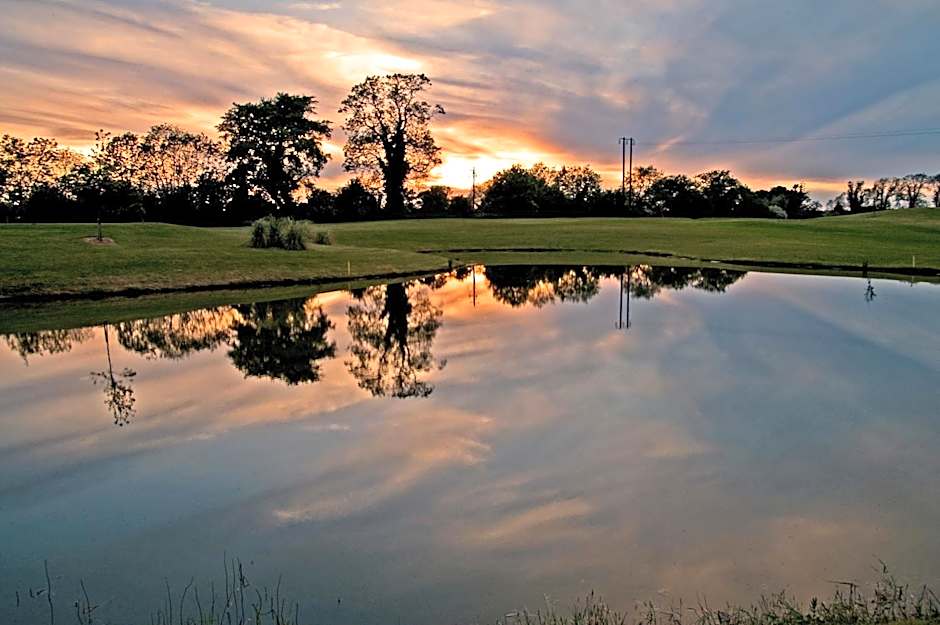 Roganstown Hotel & Country Club