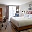Four Points by Sheraton Point Edward Sarnia