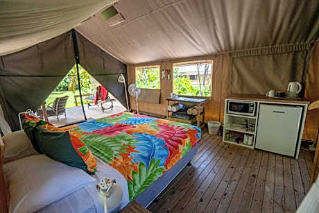 Double Room with Private External Bathroom