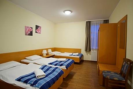 Triple Room (3 Adults)