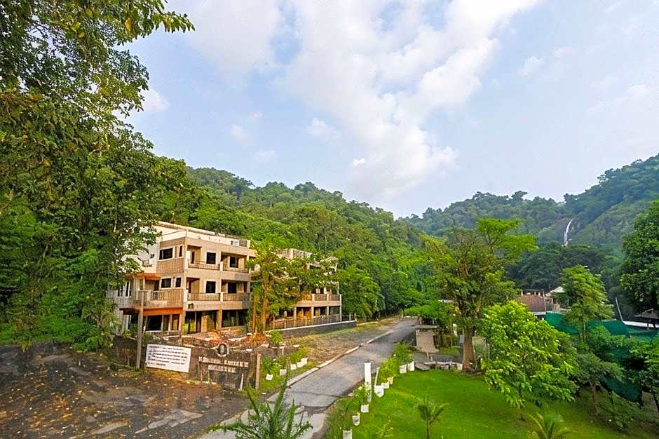 Namtok Sarika Resotel