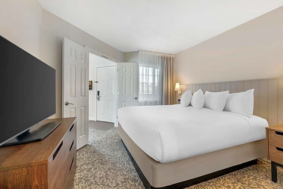 Sonesta ES Suites Dulles Airport