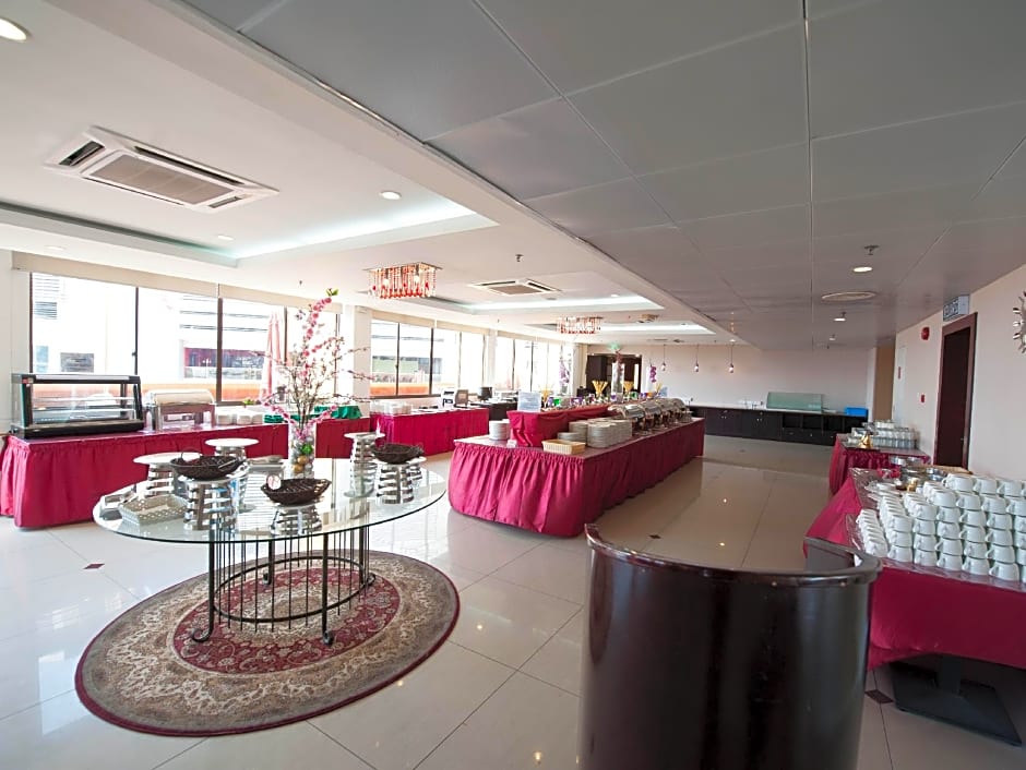 Gaya Centre Hotel