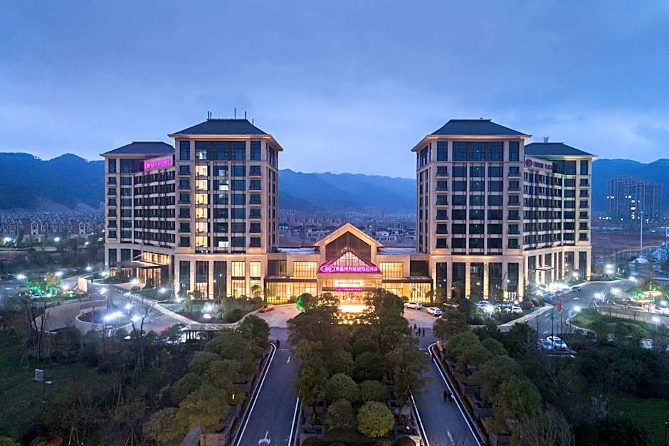 Crowne Plaza Nanchang Wanli By IHG