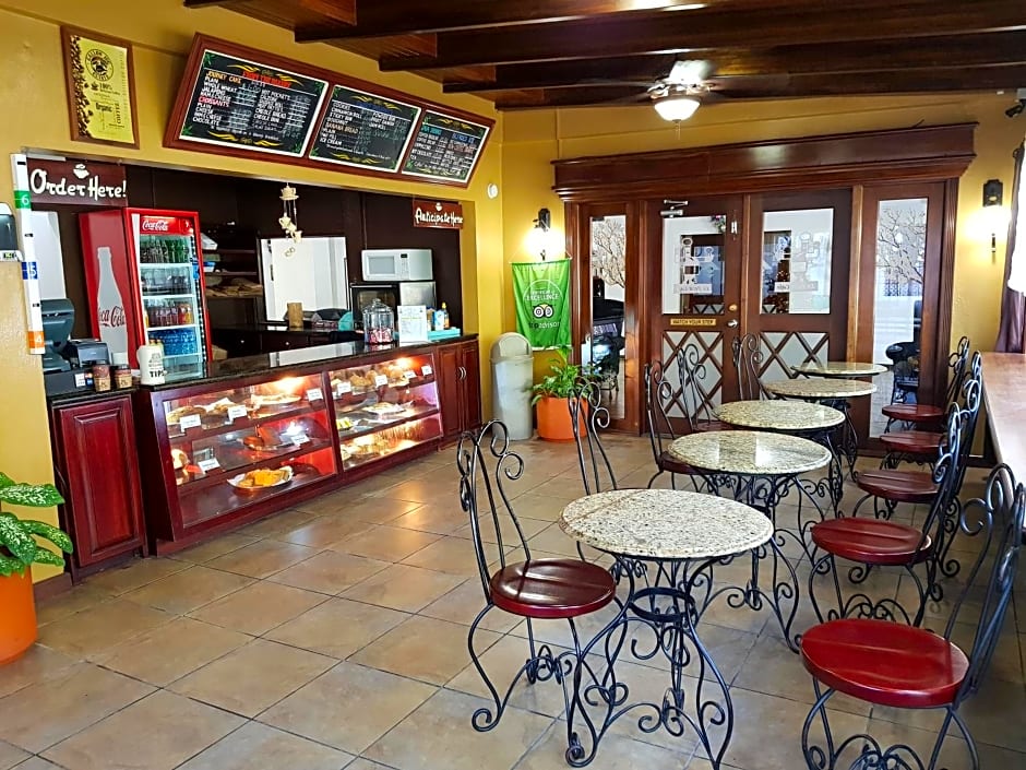 Radisson Fort George Hotel And Marina