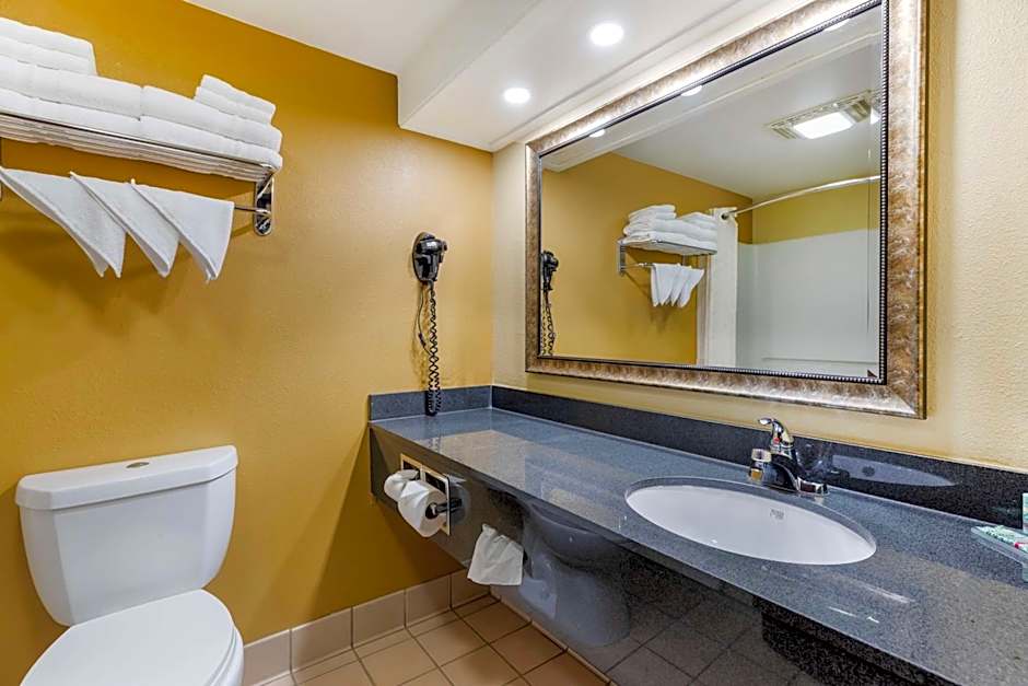 Best Western Kiva Inn