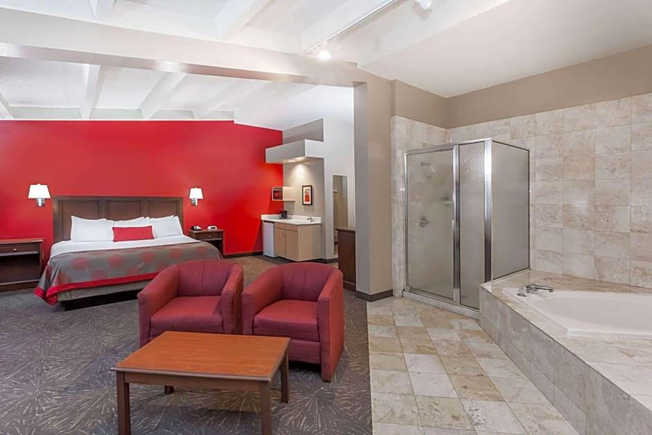 Ramada Hotel & Conference Center by Wyndham Hammond