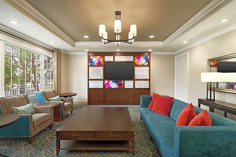 Hampton Inn By Hilton New Orleans-St. Charles Ave./Garden District