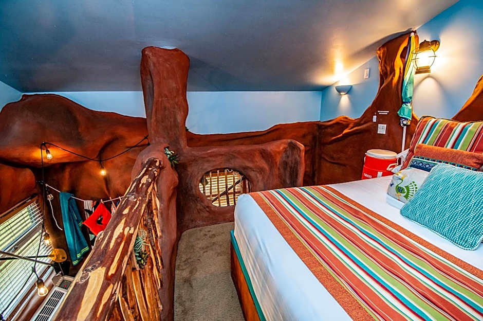 The Anniversary Inn - Logan