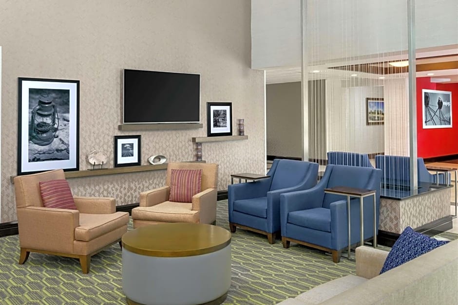 Hampton Inn By Hilton & Suites National Harbor/Alexandria Area