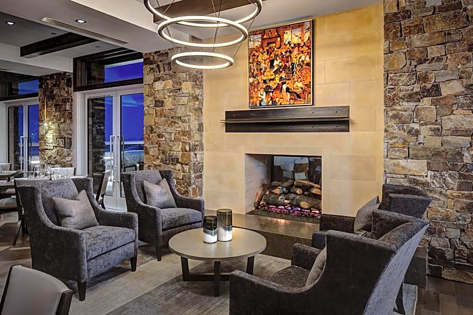 Stein Eriksen Residences