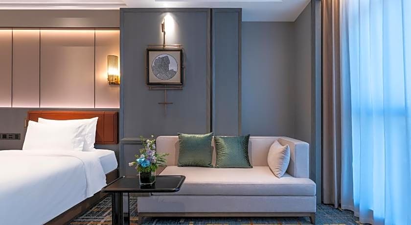 Wyndham Grand Plaza Royale Ningbo