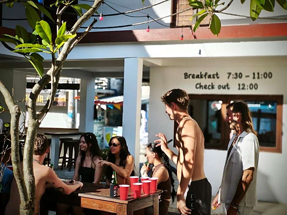 Gili Pirates Dive & Social Hostel
