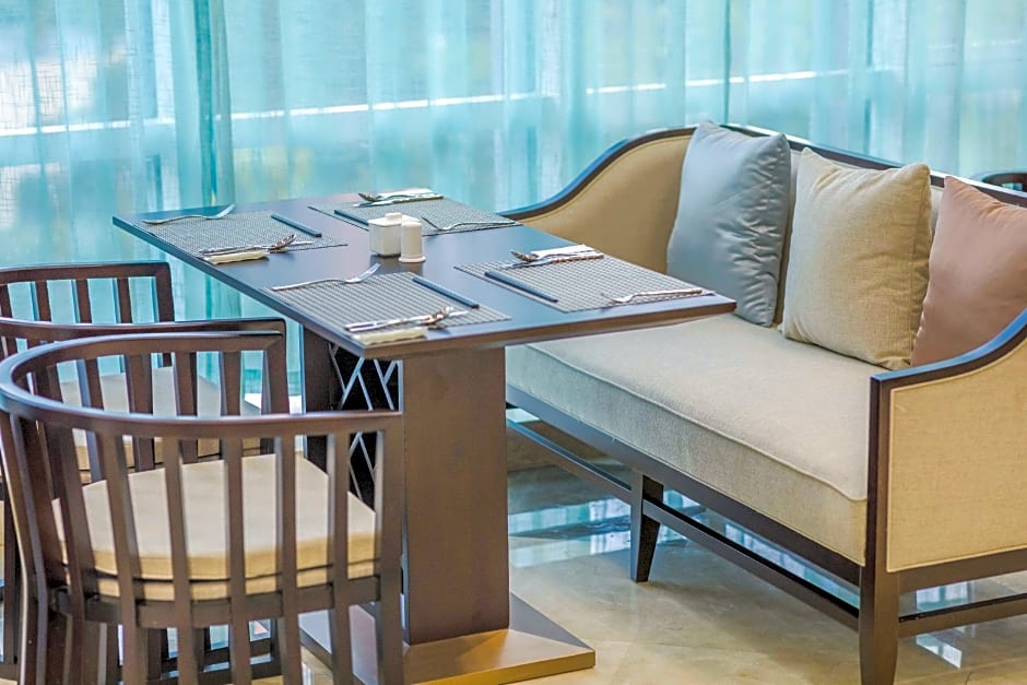 Hundred Hotel Qingdao