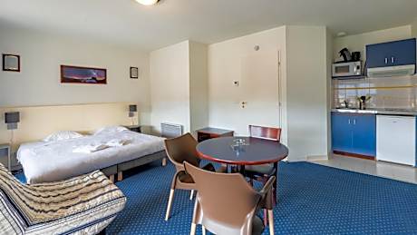 Studio for 2 people (Disability Access)