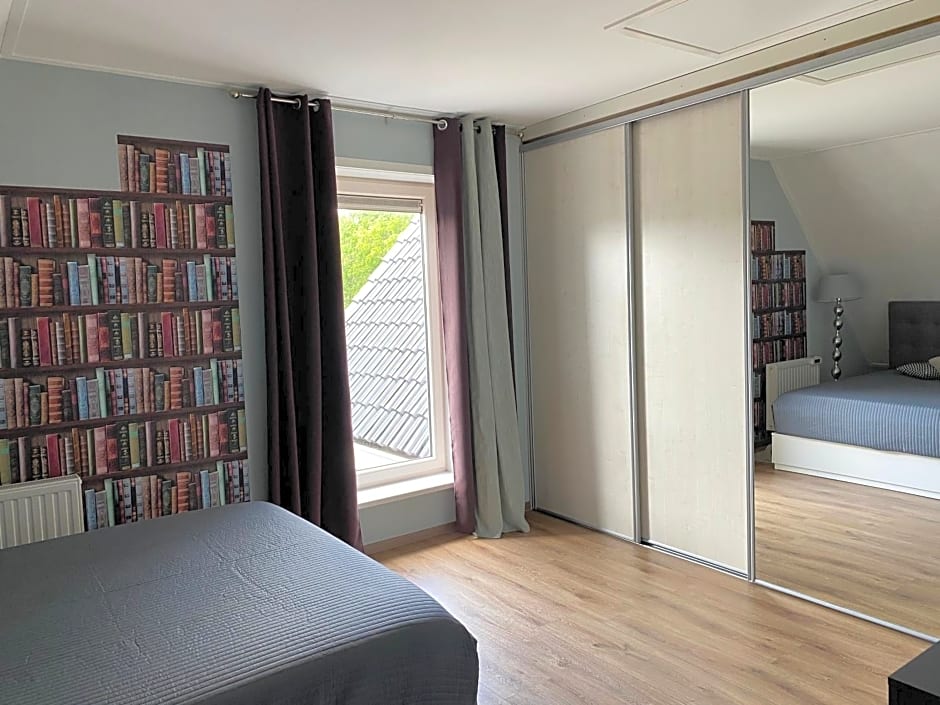 Zoutelande,modern verblijf bij de zee