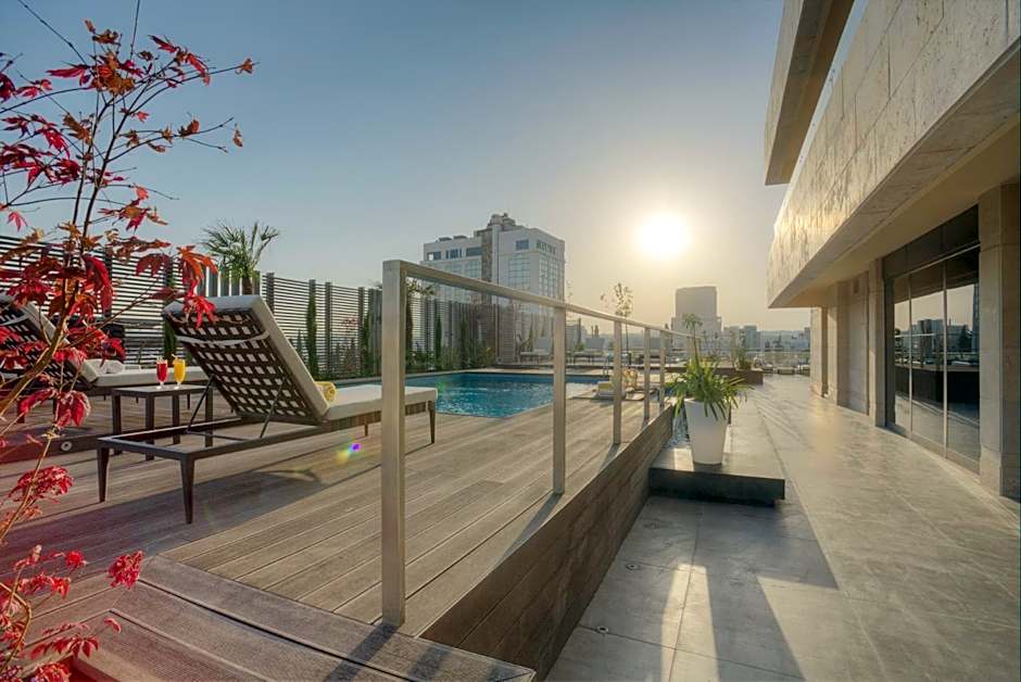 The House Boutique Suites