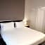 Open Hotel