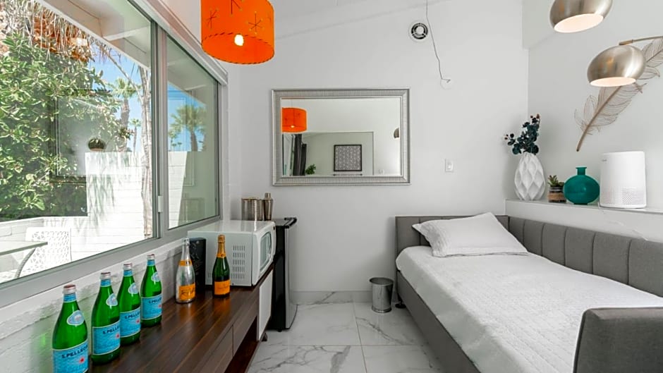 BelleVue Oasis - Adults Only