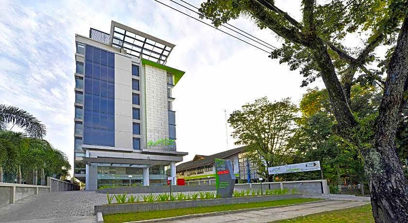 Whiz Prime Hotel Khatib Sulaiman Padang