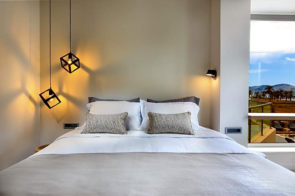 180 South Seaside Hotel