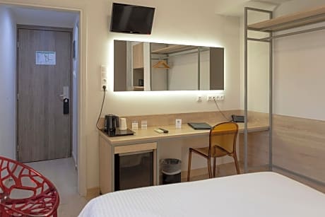 Single Standard Room