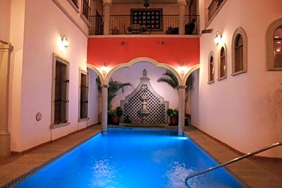 Gran Casa Sayula Galeria & SPA