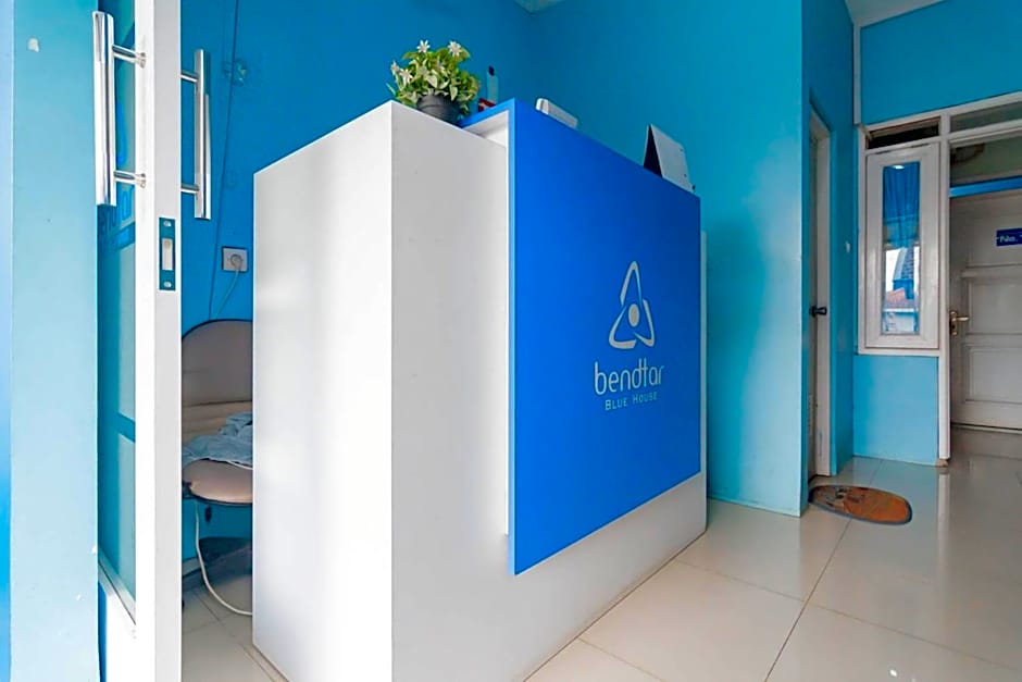 RedDoorz Syariah At Jl Pangeran Hidayatullah Cianjur