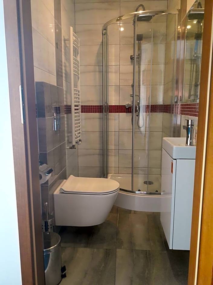 PHU Gościniec "16-tka" Katarzyna Zdrojewska