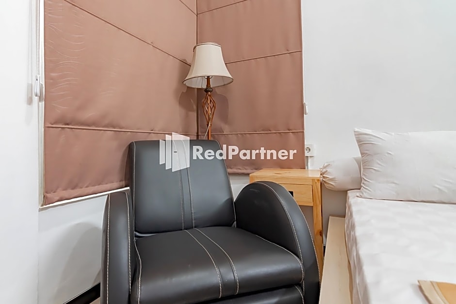 Langkar Guest House Syariah Mitra RedDoorz