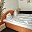 Hotel Adam