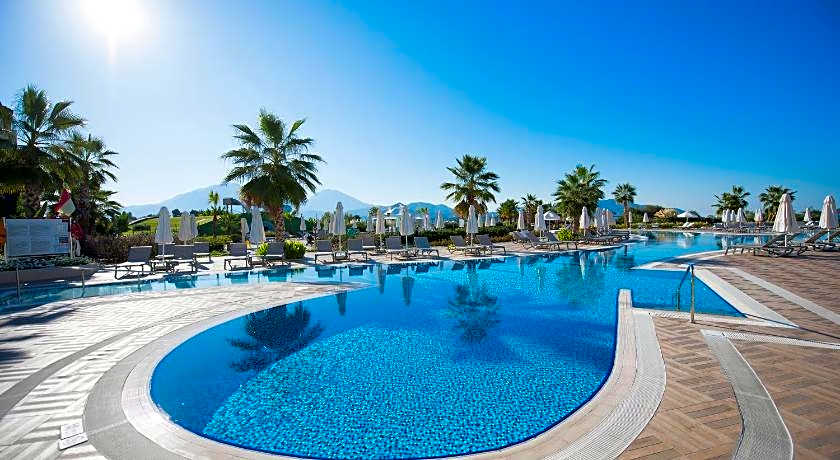 Akra Fethiye Tui Blue Sensatori