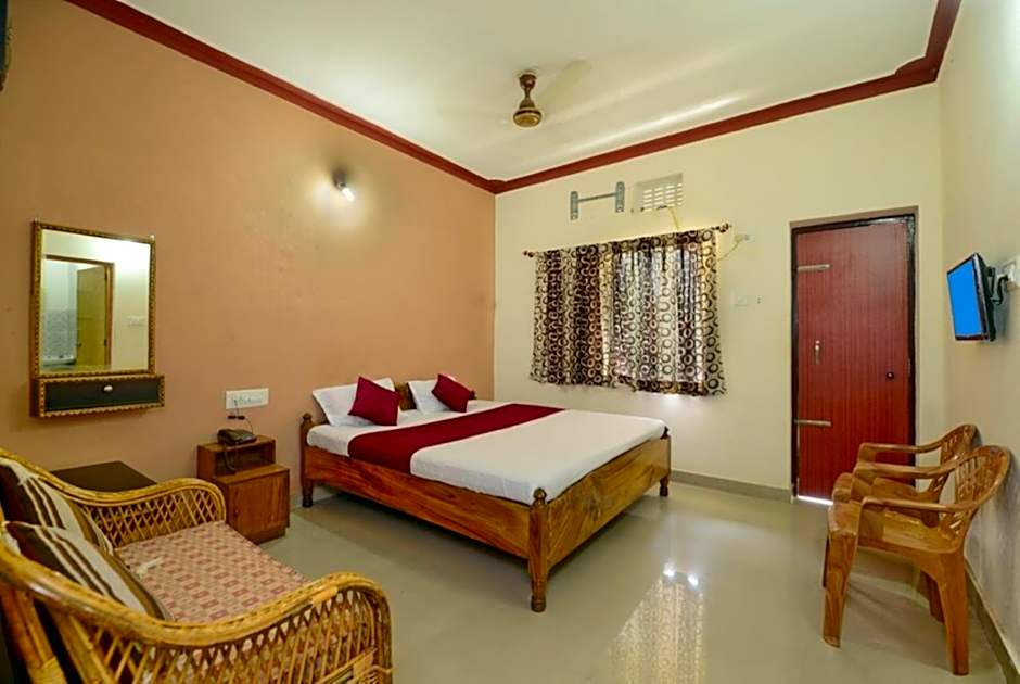Goroomgo Surya Inn Konark
