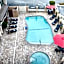 Yosemite Southgate Hotel & Suites