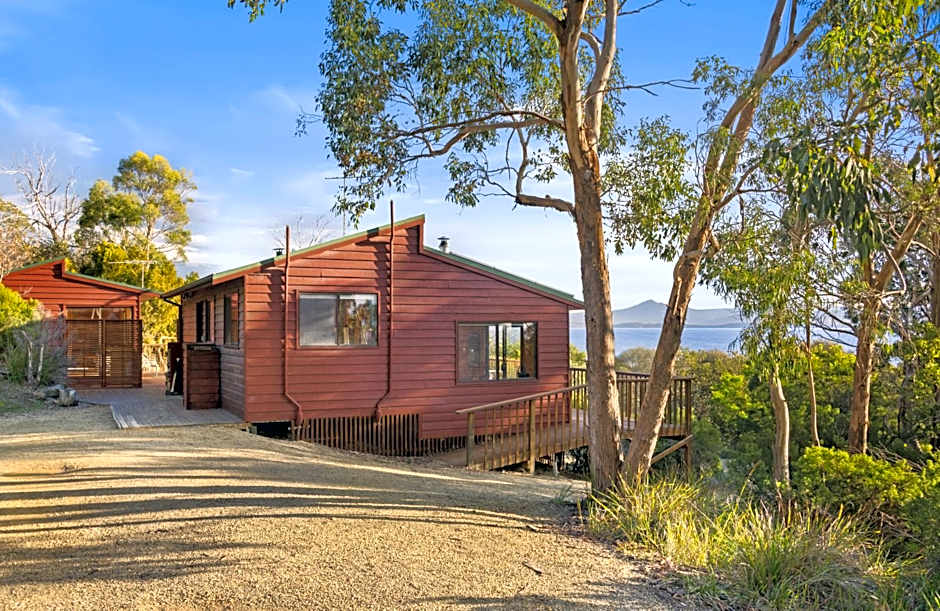 Bruny Island Escapes and Hotel Bruny