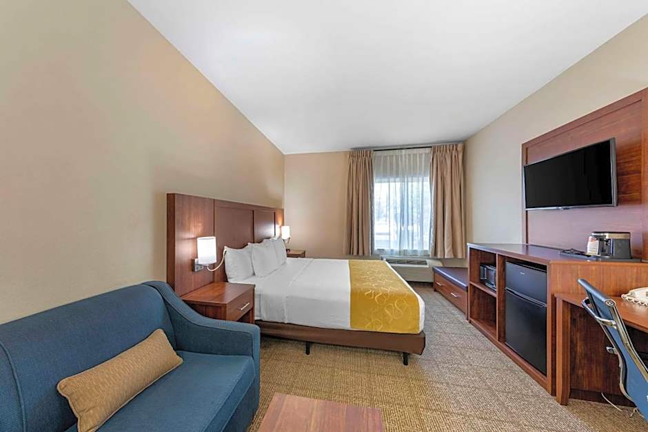Comfort Suites Tulare