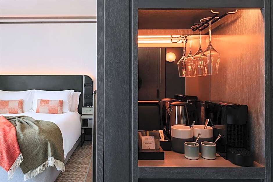 Hart Shoreditch Hotel London, Curio Collection by Hilton